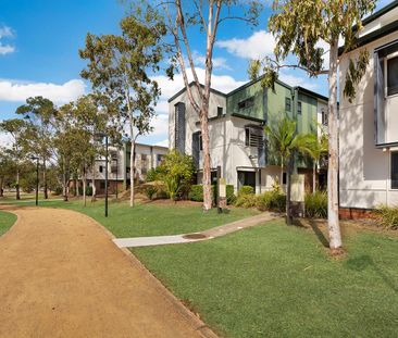 2/37 Sinnathamby Boulevard, Springfield Central, Qld 4300 - Photo 5