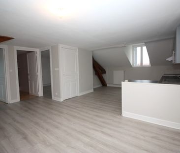 Location Appartement 2 pièces 53m² VICHY 03200 - Photo 1
