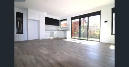 Near New Delight!! Open for Inspection this Saturday 11:30am - 11:45am! - Photo 5