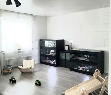 Hochwertige Wohnung mit Balkon in toller Lage - Photo 2