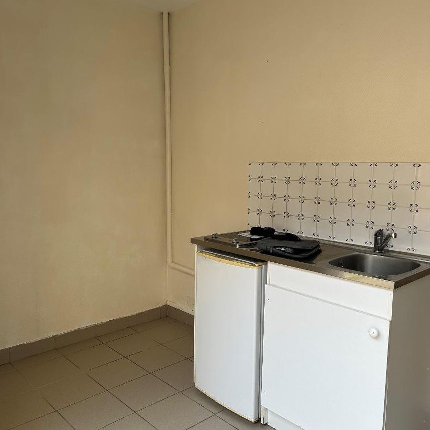 Appartement 1 pièces de 18 à Chaumont-en-vexin - Photo 1