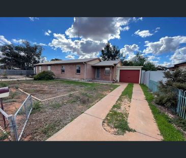 35 Phillips Street, Whyalla Stuart, SA 5608 - Photo 2