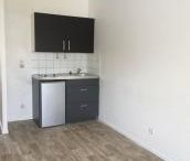 Location Appartement 1 pièce 22m² - Photo 2