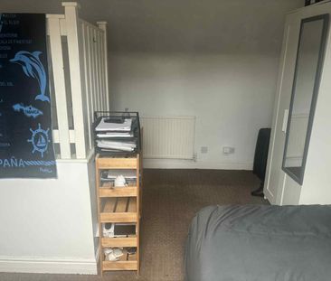 Room in a Shared House, Robinson Road, S2 - Photo 5