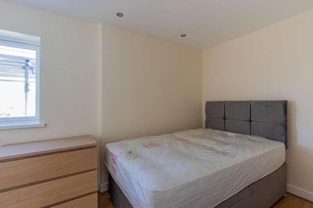 The Walk, Roath, CF24 - Photo 5