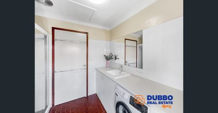 FULLY FURNISHED UNIT IN CENTRAL DUBBO - Photo 5
