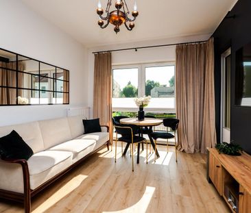 2 pokoje mieszkanie, balkon i miejsce parkingowe - Zdjęcie 1