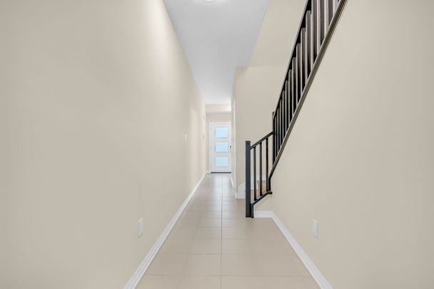 For Lease - 4 West Creek Court, Welland, Ontario - Photo 1