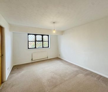 4 bedroom detached house to rent - Photo 5