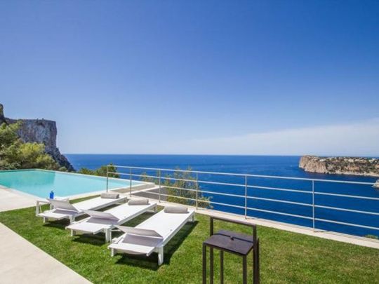 7 bedroom luxury Villa for rent in Palma de Mallorca, Spain - Photo 1