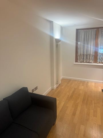 2 Bed Flat, Studley Court, E14 - Photo 3