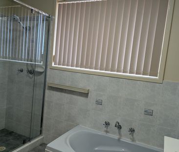 Spacious two bedroom townhouse in a quiet cul de sac. Complete with... - Photo 2