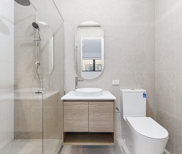 Stylish & Spacious Townhouse Living in Prime Noble Park Location - Photo 6