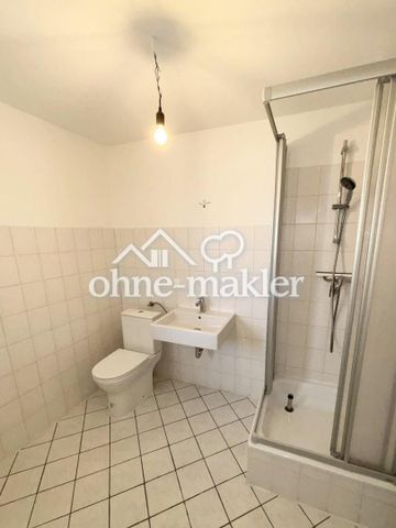 GROSSE 3 ZIMMER MAISONETTEWOHNUNG MIT EINBAUKÜCHE IM ZENTRUM VON MAGDEBURG - Photo 4