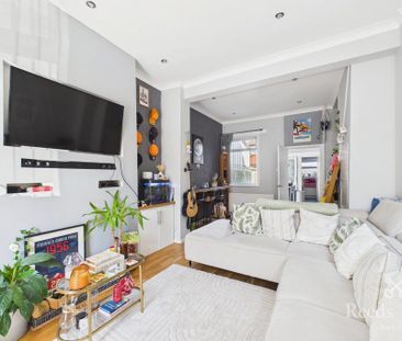 2 bedroom terraced house to rent - Photo 2