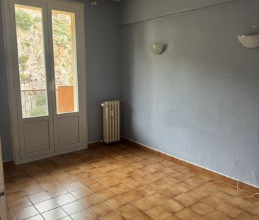Location Appartement 3 pièces 51m² VILLEFRANCHE SUR MER 06230 - Photo 4