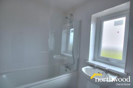 2 bedroom terraced house to rent - Photo 5