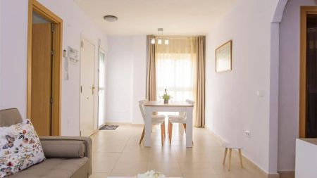 Piso de alquiler en Avenida Juan Sebastián Elcano, 3, Las Marinas - Pueblo Laguna - Photo 2