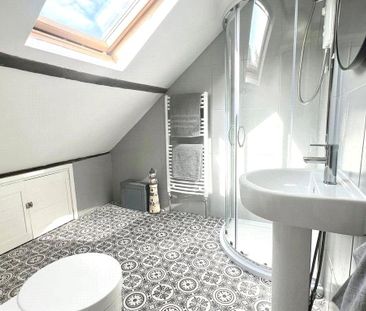 3 bedroom end of terrace house to rent - Photo 3