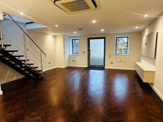 Hookstone Drive, Harrogate - Photo 1