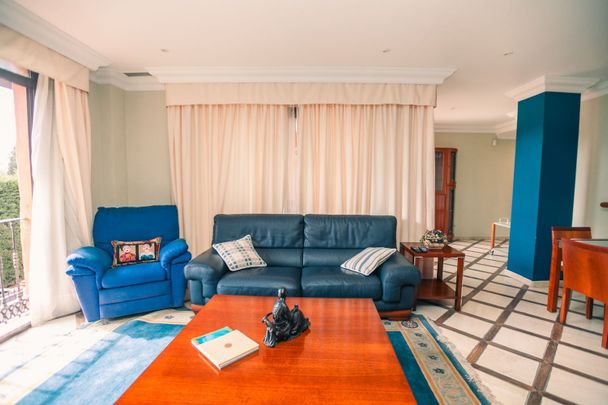 Alquiler de piso en Calle de la Rosa, 100 - Photo 1