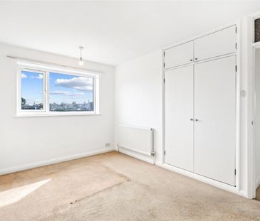 Crown Road, Twickenham, TW1 flat to rent - Photo 4