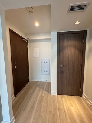 For Lease - 19 Bathurst Street Unit# 1515, Toronto, Ontario - Photo 1