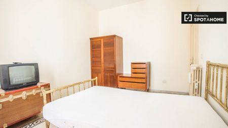 rome, Lazio 00182 - Photo 3