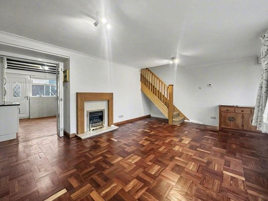 3 bedroom terraced house to rent - Photo 1