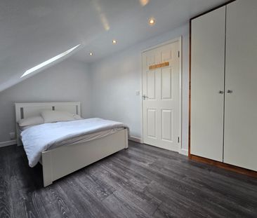 Studio Flat, Penshurst Road, CR7 - Photo 2