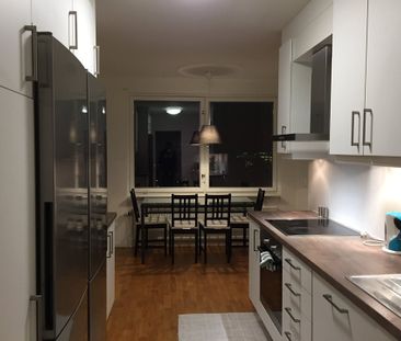 Säterbacken, Skogås - Photo 5