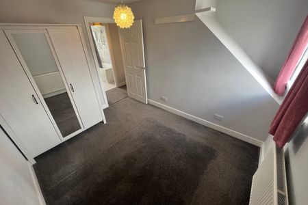 Orchid Close - Photo 4