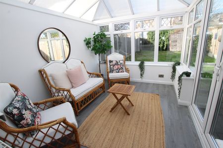 St. Georges Drive, NG2 - Photo 3