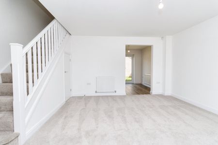 Harrington Close, Northampton, Upton - Photo 3