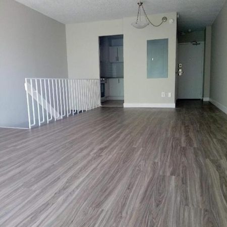 3 CH - 1 SDB - Longueuil - $2,090 /mo - Photo 3