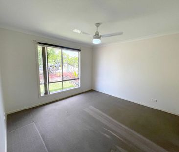 52 Ravensbourne Circuit, Waterford, QLD 4133 - Photo 4