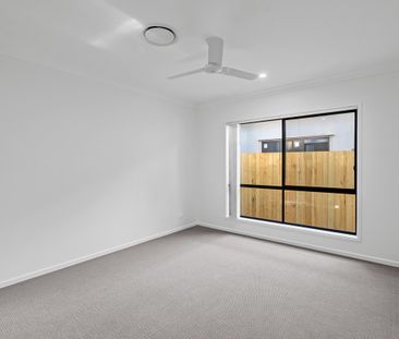 Spacious Modern House waiting for you ! - Increasing to $690 per we... - Photo 2