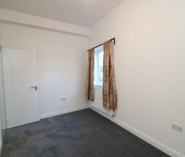 3 bedroom ground floor maisonette to rent - Photo 3