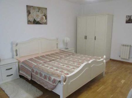 Garsoniera, 52 mp, imobil nou, decomandat, zona strazii Borhanciului - Photo 3