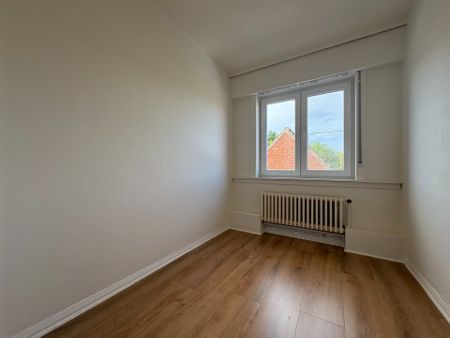 Ruime, rustig gelegen woning met 3 slaapkamers in Anzegem - Photo 4