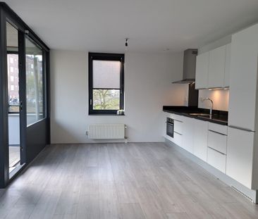 Appartement te huur: Burgemeester Röellstraat 514 1067 XR Amsterdam - Foto 1