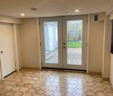 For Lease - 65 Newlin Crescent Unit# Lower, Toronto, Ontario - Photo 4