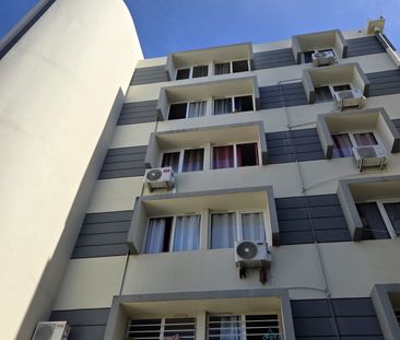 Location Appartement 1 pièce 18m² ST DENIS 97490 - Photo 6