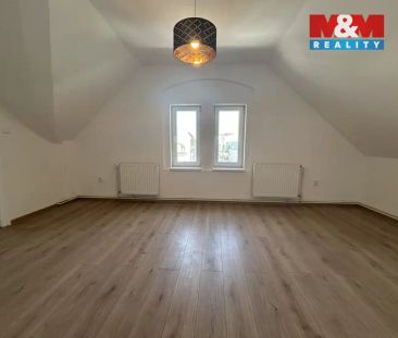 Pronájem bytu 2+1 v Liberci, ul. Felberova - Photo 4