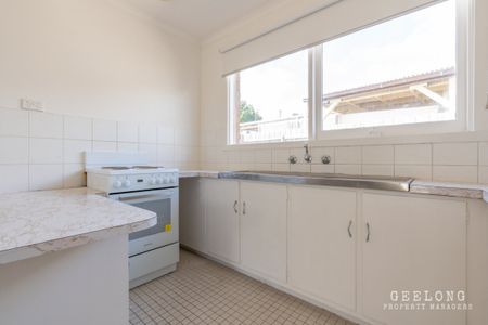 6/7 Lincoln St Corio - Photo 4