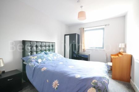 4 bedroom house to rent - Photo 3