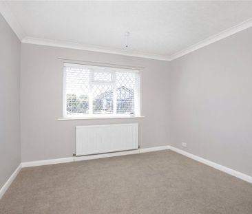 3 bedroom bungalow to rent - Photo 3