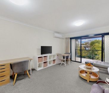 Furnished 2B2B Apartment at heart of Toowong - Photo 4