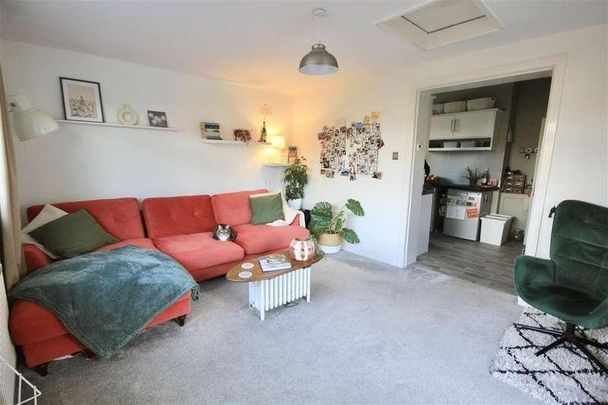 Queens Park Gardens, Bournemouth, BH8 - Photo 1