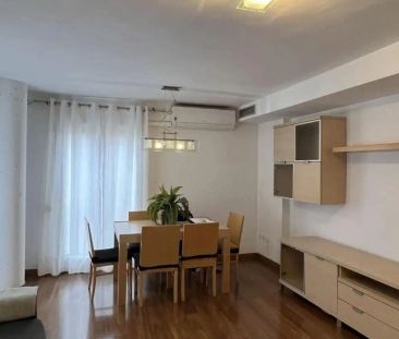 Piso de alquiler en Calle Carrer de la Reina Isabel II, 13, Nuevo C... - Foto 4